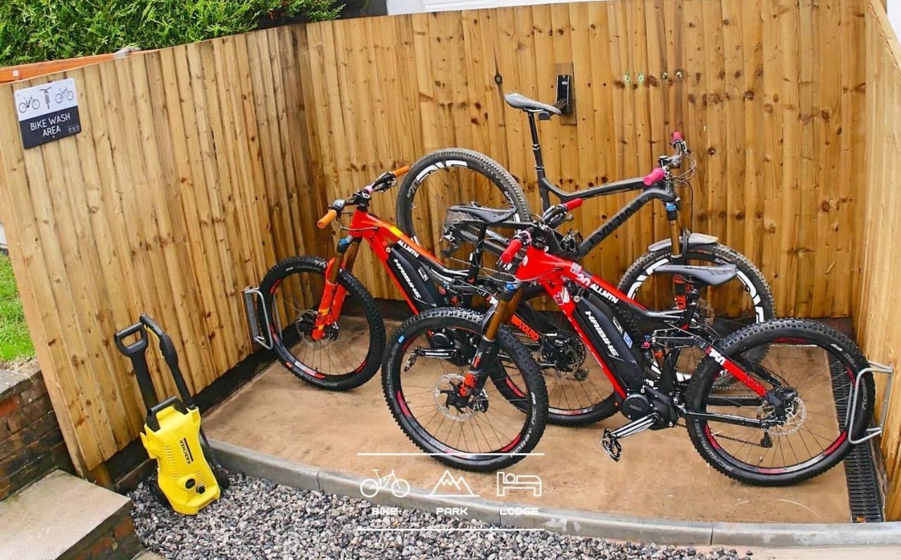 Bike Park Lodge #2 Merthyr Tydfil Eksteriør billede
